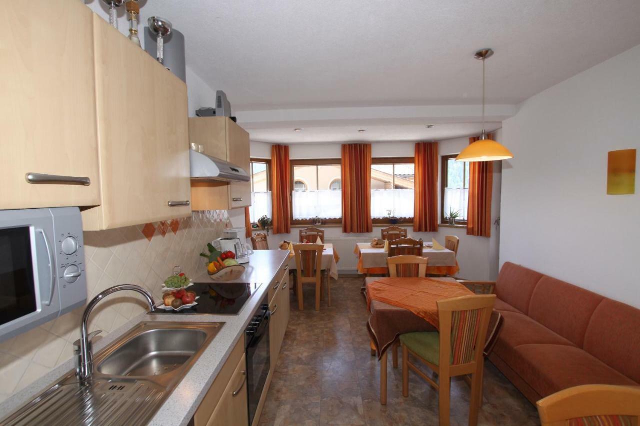 Landhaus Granat Майрхофен Экстерьер фото
